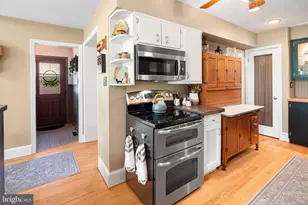 1946 Washington Ln, Jenkintown, PA 19046 - Photo 17