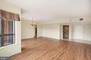100 Breyer Dr, Elkins Park, PA 19027 - Photo 5