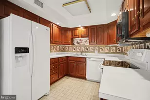 100 Breyer Dr, Elkins Park, PA 19027 - Photo 7