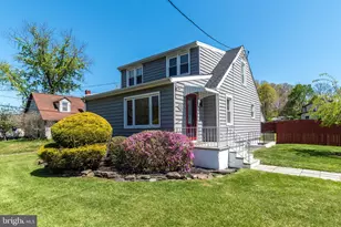 1605 N Line St, Lansdale, PA 19446 - Photo 3