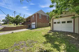 2128 Sunnyside Ave, Pottstown, PA 19464 - Photo 27