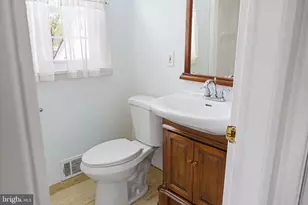 931 Jones Rd, Gulph Mills, PA 19428 - Photo 39
