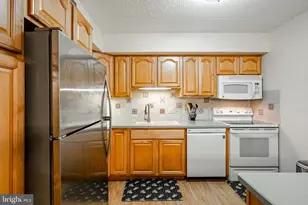 10719 Valley Forge Cir, King of Prussia, PA 19406 - Photo 15
