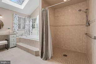 2200 Rebecca Dr, Hatfield, PA 19440 - Photo 23