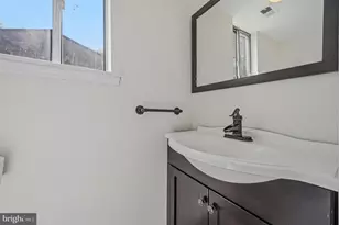 140 Wildflower Dr, Plymouth Meeting, PA 19462 - Photo 13