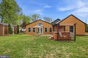 228 Bridge St, Collegeville, PA 19426 - Photo 5