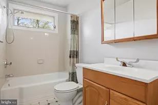 12 Betsy Ln, Ambler, PA 19002 - Photo 11