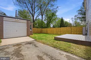425 Grove Pl, Narberth, PA 19072 - Photo 5