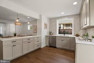425 Grove Pl, Narberth, PA 19072 - Photo 11