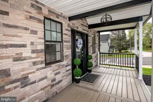 298 Summit Ave, Conshohocken, PA 19428 - Photo 9
