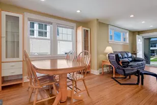 411 W 10th Ave, Conshohocken, PA 19428 - Photo 9