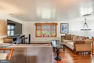 36 Sunset Rd, Royersford, PA 19468 - Photo 7