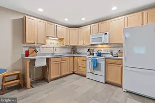 317 Jefferson Ct, Royersford, PA 19468 - Photo 9