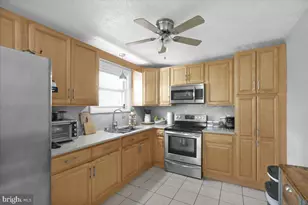 1224 Manatawny St, Pottstown, PA 19464 - Photo 9