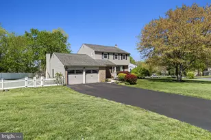 285 Manor Rd, Harleysville, PA 19438 - Photo 3
