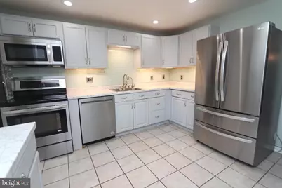 1012 Wells Street, Conshohocken, PA 19428 - Photo 7