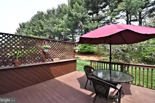 201 Essex Ct, Lansdale, PA 19446 - Photo 17