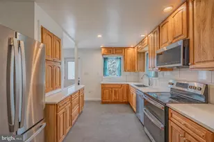 1032 East Ave, Penllyn, PA 19422 - Photo 7