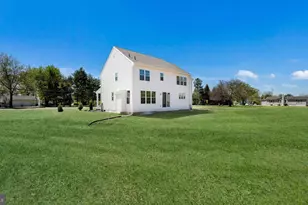 221 E 5th St, East Greenville, PA 18041 - Photo 37
