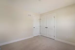 221 E 5th St, East Greenville, PA 18041 - Photo 33