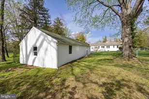 12 Willow Ave, Audubon, PA 19403 - Photo 7
