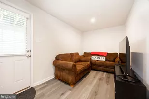 128 Van Fleet Cir, Pottstown, PA 19464 - Photo 29