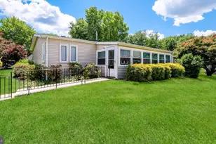 742 Dogwood Dr, North Wales, PA 19454 - Photo 3