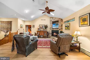1416 Harry St, Conshohocken, PA 19428 - Photo 9