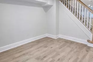 22 Maple St, Conshohocken, PA 19428 - Photo 3