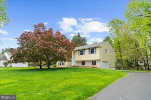 101 Village Dr, North Wales, PA 19454 - Photo 3
