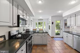 8807 Hawthorne Ln, Wyndmoor, PA 19038 - Photo 17