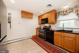 604 N Line St, Lansdale, PA 19446 - Photo 23