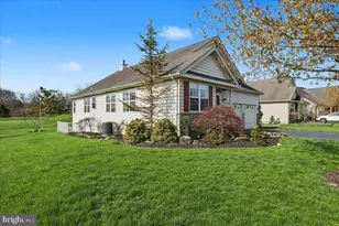 32 Par Circle, Pottstown, PA 19464 - Photo 3