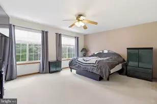 379 Pondview Dr, Harleysville, PA 19438 - Photo 11