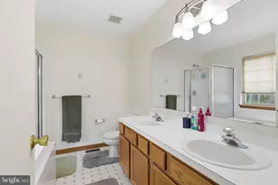 379 Pondview Dr, Harleysville, PA 19438 - Photo 13