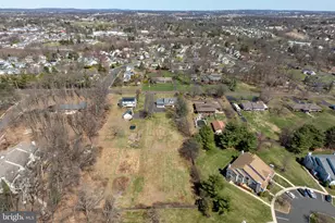 382 Oak Dr, Harleysville, PA 19438 - Photo 5