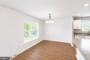 423 Honeysuckle Ln, Blue Bell, PA 19422 - Photo 7