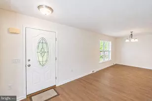 423 Honeysuckle Ln, Blue Bell, PA 19422 - Photo 7