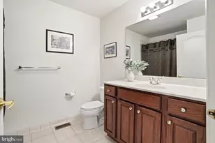 275 Country Club Dr, Telford, PA 18969 - Photo 51