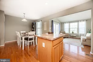 135 Sandpiper Ct, Gilbertsville, PA 19525 - Photo 7