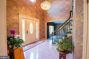 1025 Carriage Ln, Blue Bell, PA 19422 - Photo 3