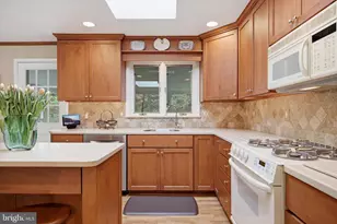 573 Brookwood Rd, Wayne, PA 19087 - Photo 13