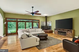 593 Gerloff Rd, Schwenksville, PA 19473 - Photo 7
