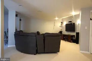 331 Quail Dr N, Phoenixville, PA 19460 - Photo 9