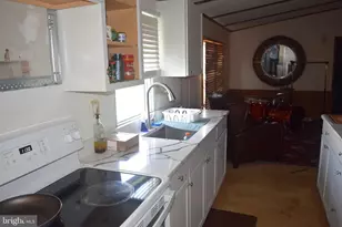 613 Stream View Dr, North Wales, PA 19454 - Photo 9