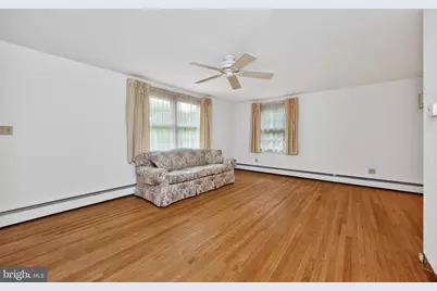 234 W Chestnut Street, Souderton, PA 18964 - Photo 9