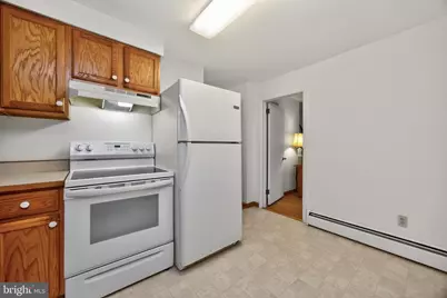 234 W Chestnut Street, Souderton, PA 18964 - Photo 5