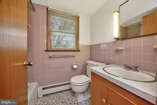 234 W Chestnut St, Souderton, PA 18964 - Photo 23