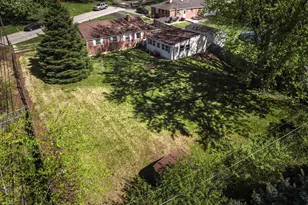18 Mulberry Ln, Plymouth Meeting, PA 19462 - Photo 5
