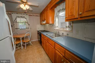 18 Mulberry Ln, Plymouth Meeting, PA 19462 - Photo 13